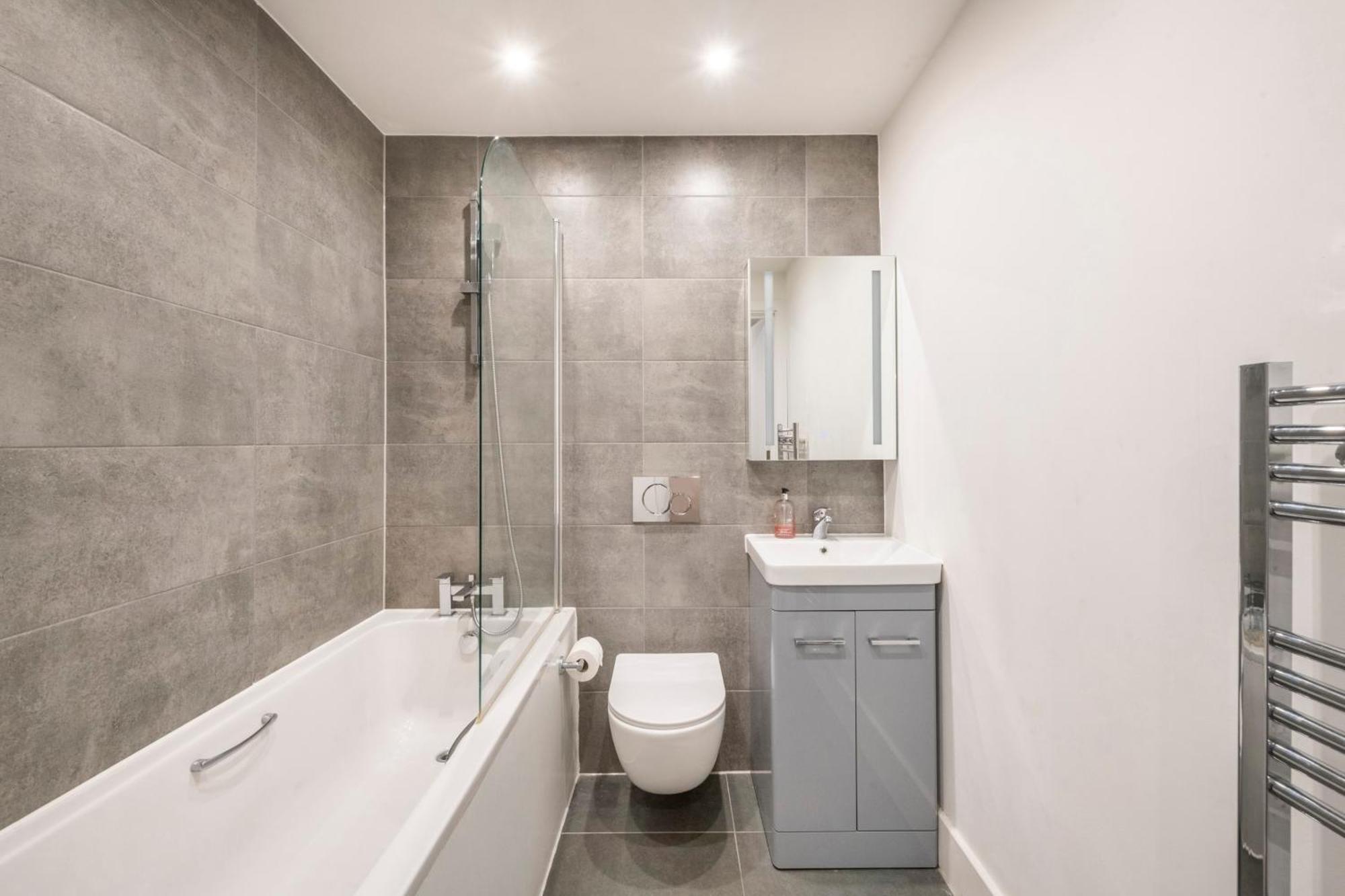 The Perfect Stay London, Home With 2 Bedrooms 1 Bath - Battersea, Vauxhall And Nine Elms Dış mekan fotoğraf