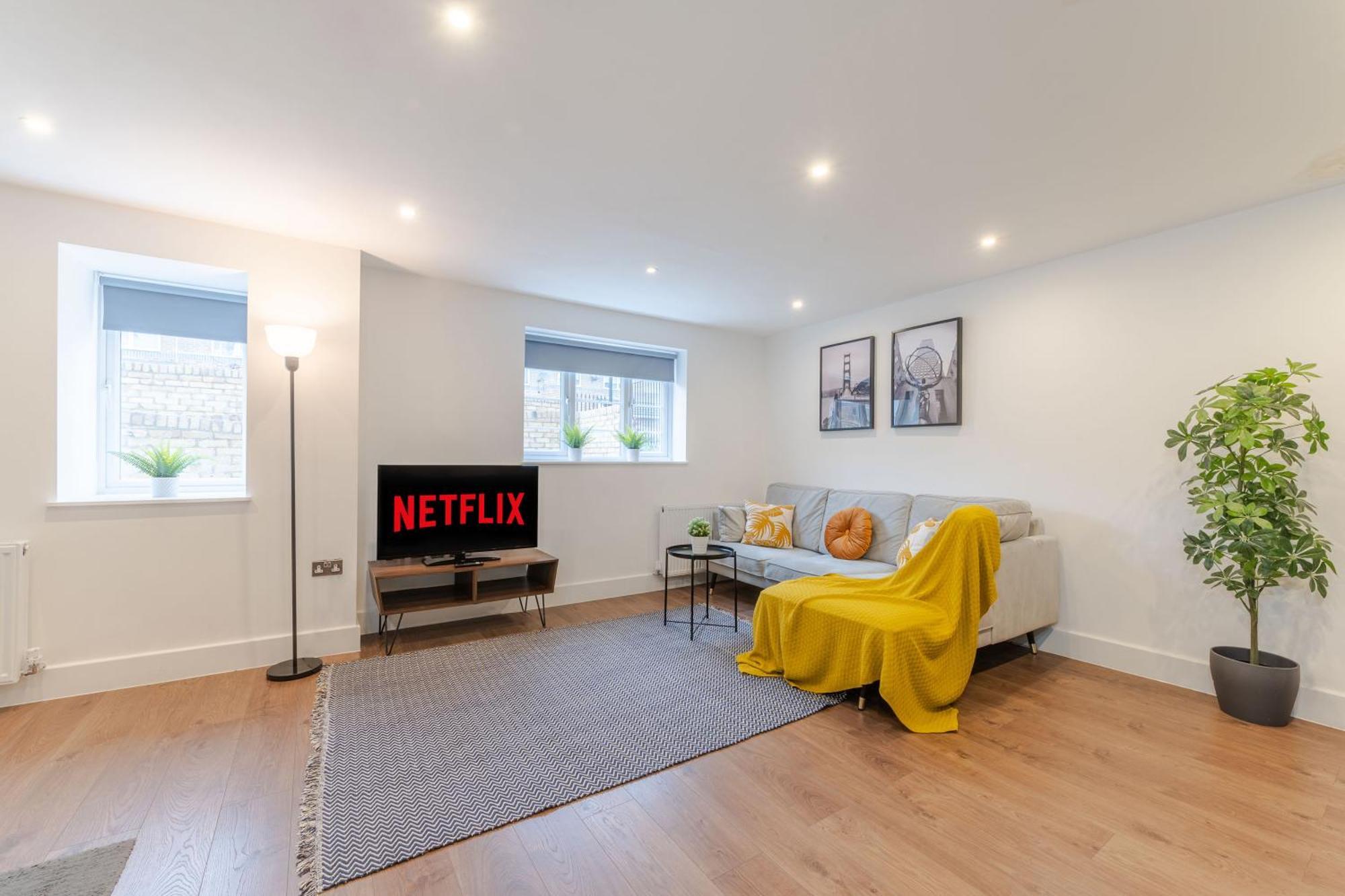The Perfect Stay London, Home With 2 Bedrooms 1 Bath - Battersea, Vauxhall And Nine Elms Dış mekan fotoğraf